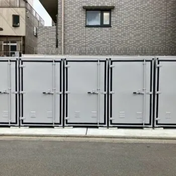 屋根付バイクガレージ